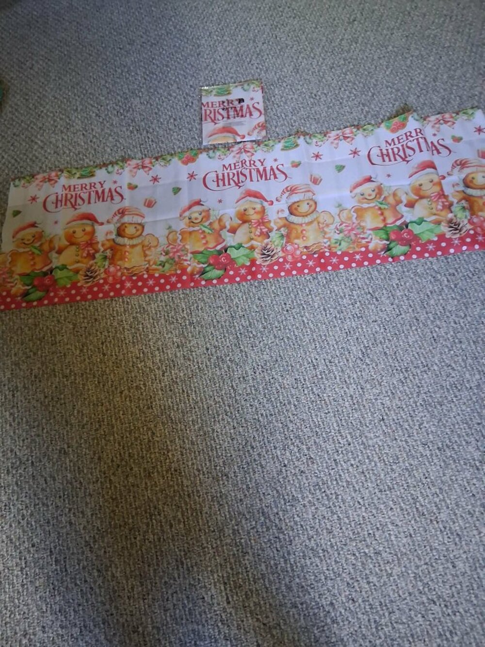 Christmas window Valance Gingerbread men 17"X55" NEW
